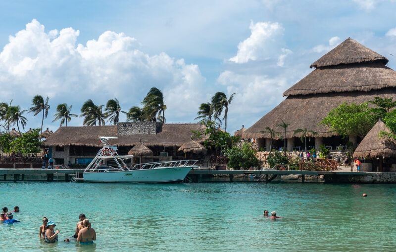 riviera maya exclusivo single