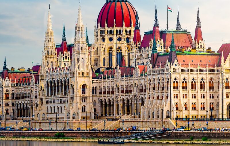 Fin de Año Single Budapest